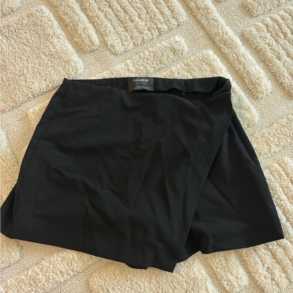 Pull&Bear Women's Black Shorts